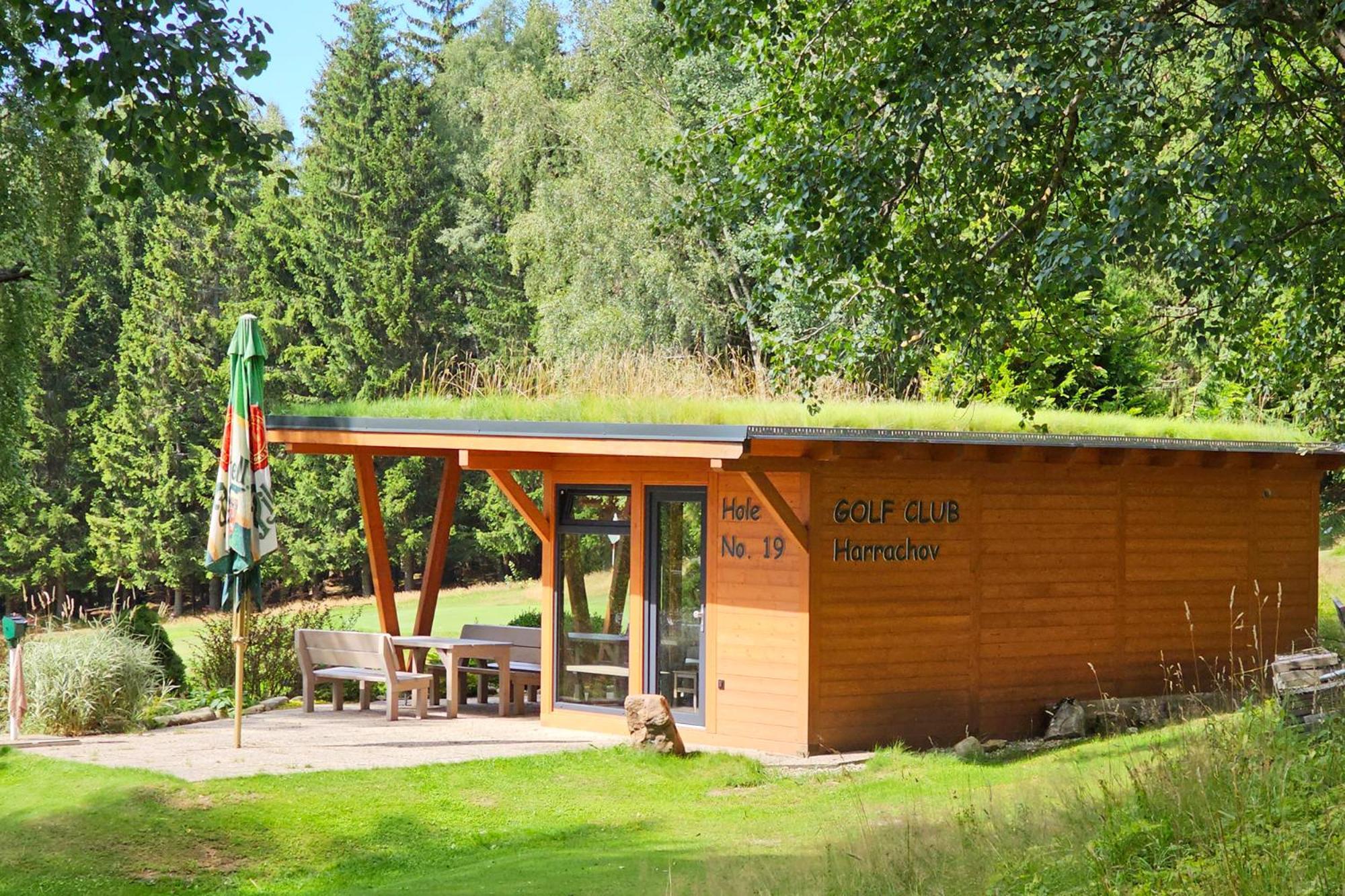 Enjoyharrachov - Atraktivni Slunny Klimatizovany Apartman 14 V Centru Harrachova Se Saunou, Parkovanim, Wifi-Wlan, Sat, Herni Konzoli, Pc S Win 10, Netflix Zdarma A Moznosti Dobijeni Auta S Jedinecnym Vyhledem Na Certovu Horu Se Skokanskymi Mustky Exterior foto